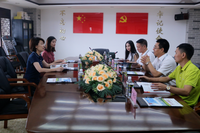 律所快讯| 华中科技大学远程与继续教育学院领军人才项目办领导莅临我所指导工作